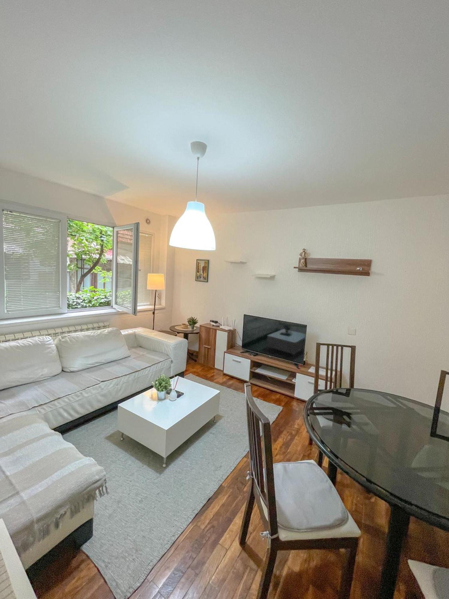 Slavija Mcd Apartment เบลเกรด ภายนอก รูปภาพ