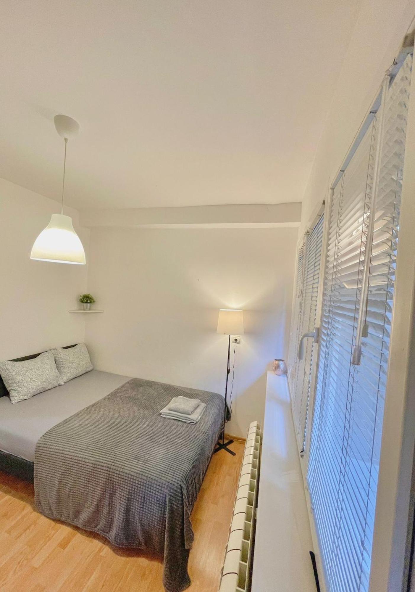 Slavija Mcd Apartment เบลเกรด ภายนอก รูปภาพ